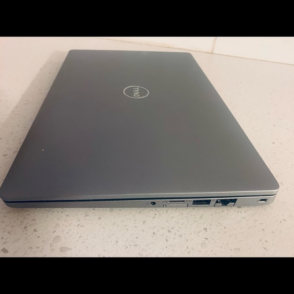 Laptop Dell latitude 5310 like New,with digital print - Picture 4 of 11